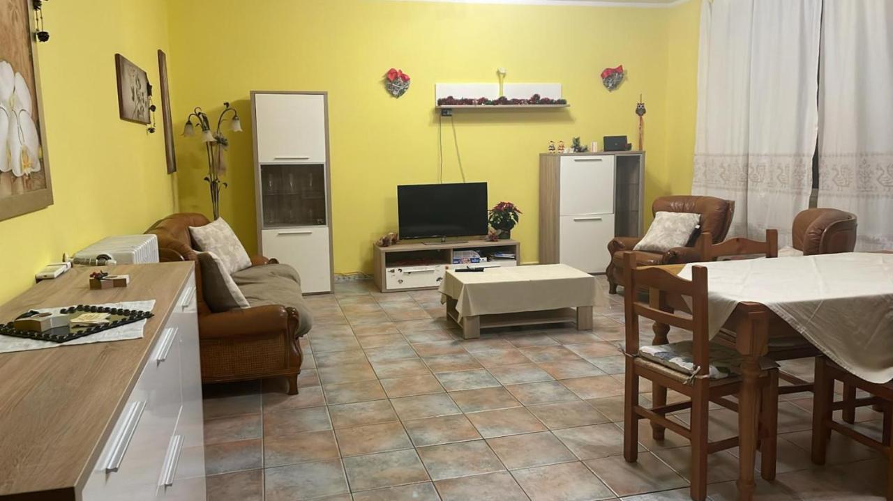 Appartamento Casa Antonia Tempio Pausania Esterno foto